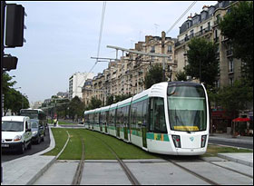 Pr&oslash;vek&oslash;rsel p&aring; T3 i Paris. Foto: Photorail75